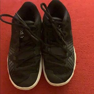 Sneakers kari Irving